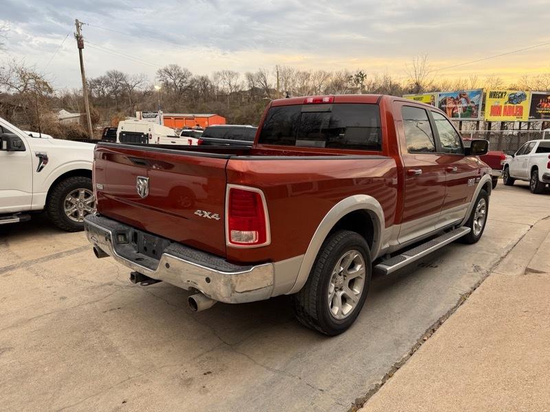 RAM 1500 Laramie Crew Cab SWB 4WD 2013
