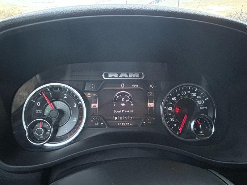 RAM 3500 Tradesman Crew Cab 4WD DRW 2022