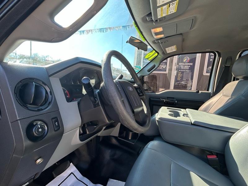 Ford F-550 Crew Cab DRW 4WD 2016