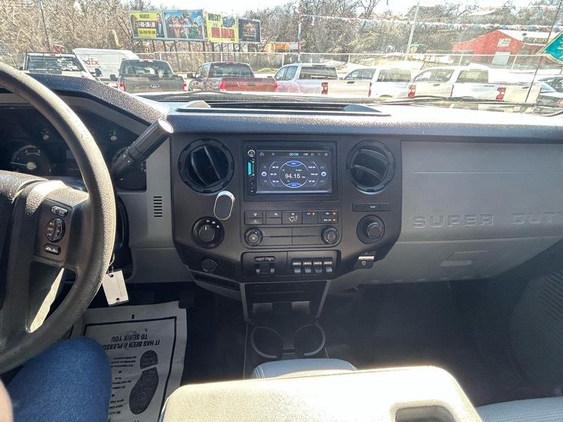 Ford F-550 Crew Cab DRW 4WD 2016