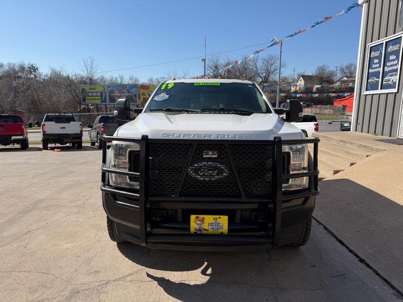 Ford F-550 Crew Cab DRW 4WD 2019