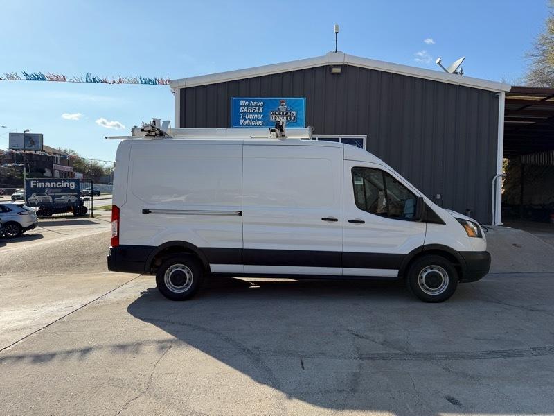 Ford Transit 250 Van Med. Roof w/Sliding Pass. 148-in. WB 2019