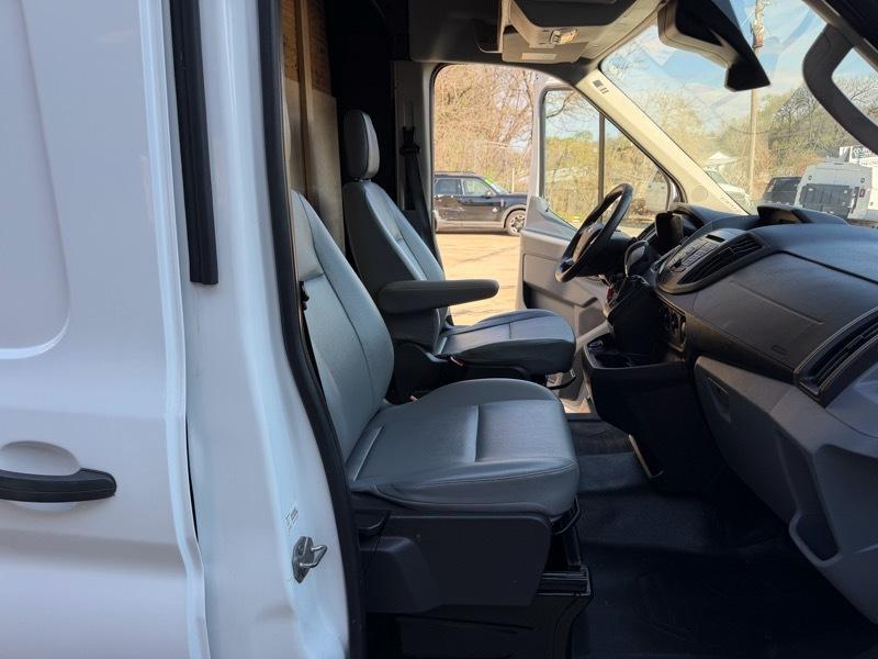 Ford Transit 250 Van Med. Roof w/Sliding Pass. 148-in. WB 2019