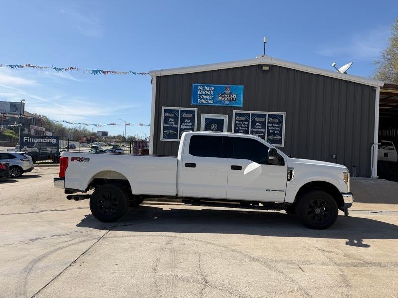 Ford F-350 SD XLT Crew Cab LWB 4WD 2018