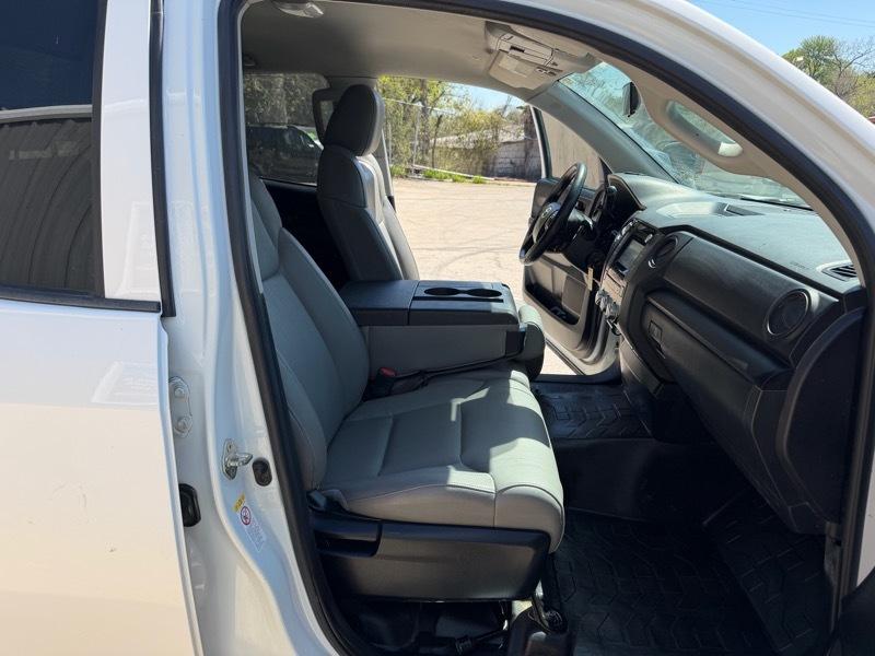 Toyota Tundra SR5 4.6L V8 Double Cab 2WD 2019