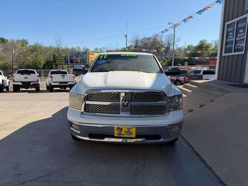 RAM 1500 4WD Crew Cab 140.5" Laramie 2011