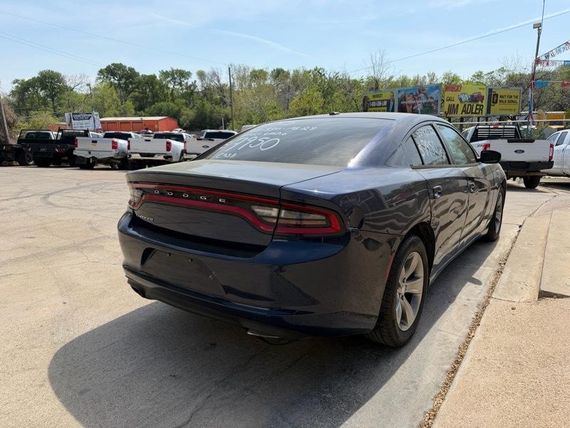 Dodge Charger SE 2015