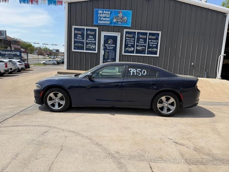 Dodge Charger SE 2015