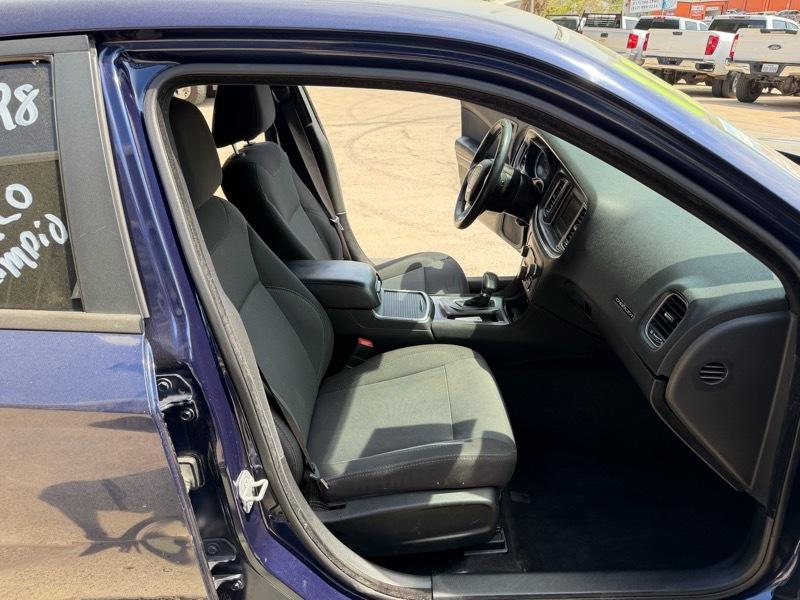 Dodge Charger SE 2015