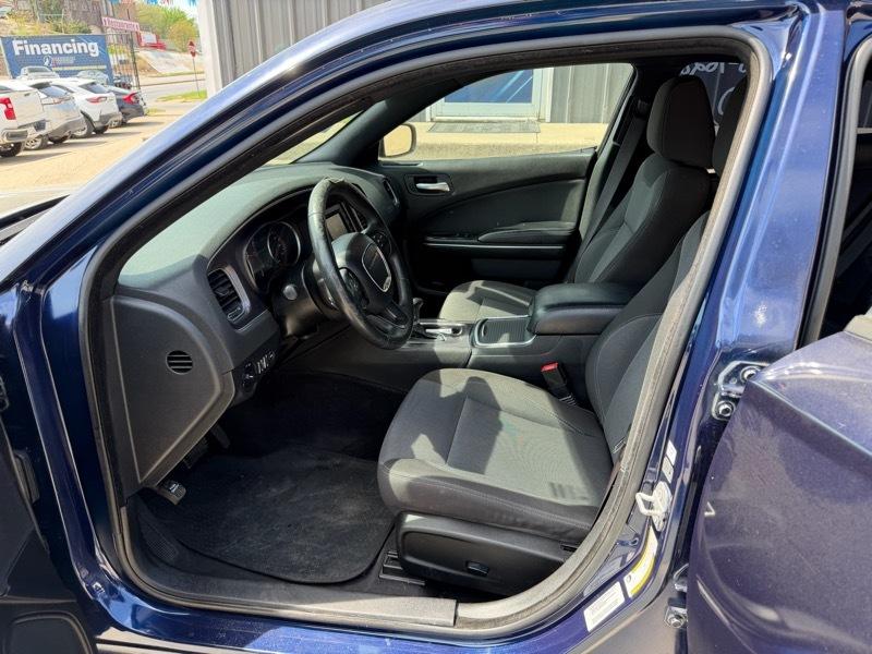 Dodge Charger SE 2015