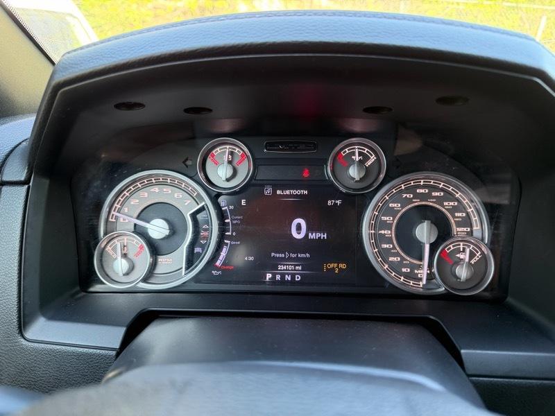 RAM 1500 4WD Crew Cab 149" Limited 2016