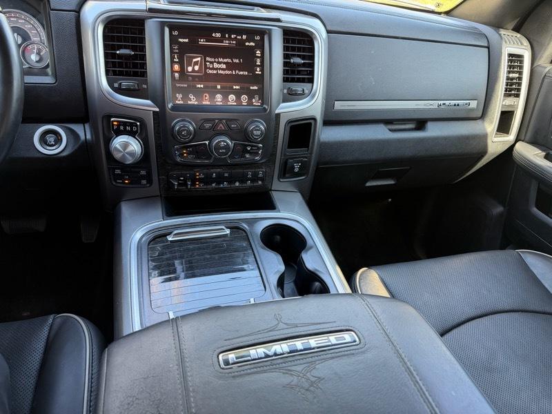 RAM 1500 4WD Crew Cab 149" Limited 2016