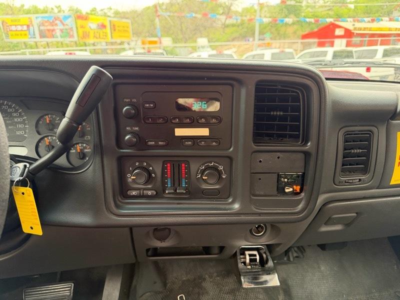 Chevrolet Silverado 3500 Regular Cab 2WD 2006
