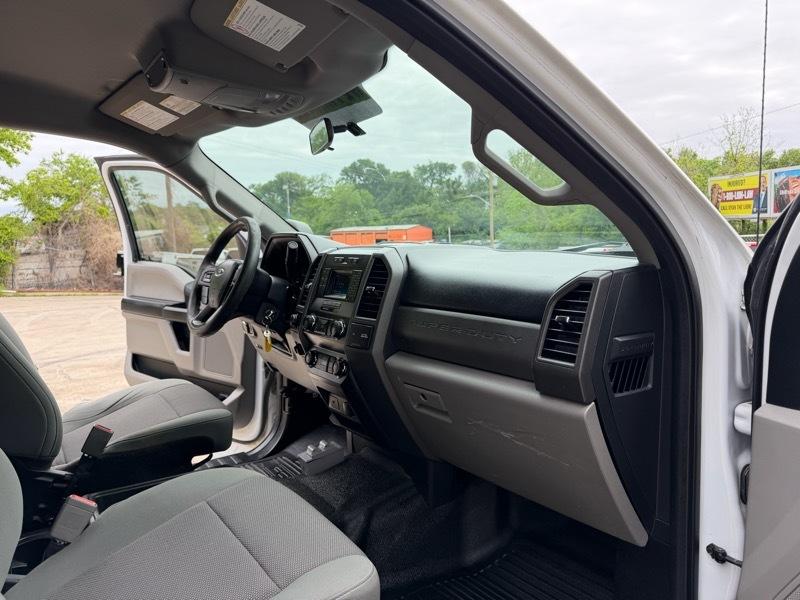 Ford F-250 SD XL Crew Cab 4WD 2019