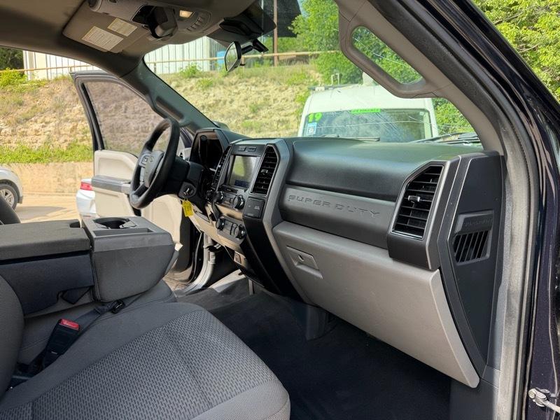 Ford F-250 SD XLT Crew Cab 4WD 2022