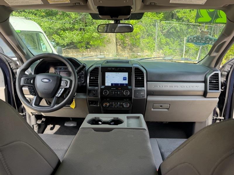 Ford F-250 SD XLT Crew Cab 4WD 2022