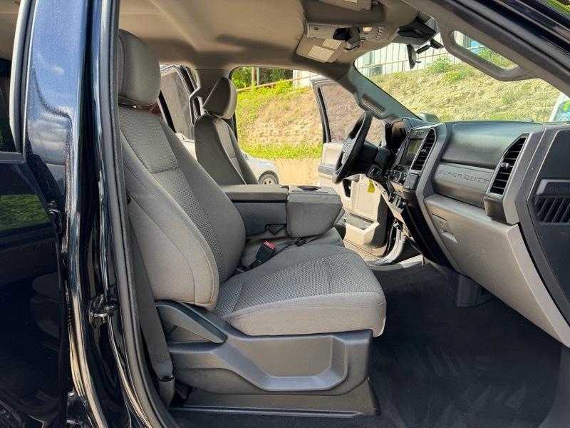 Ford F-250 SD XLT Crew Cab 4WD 2022