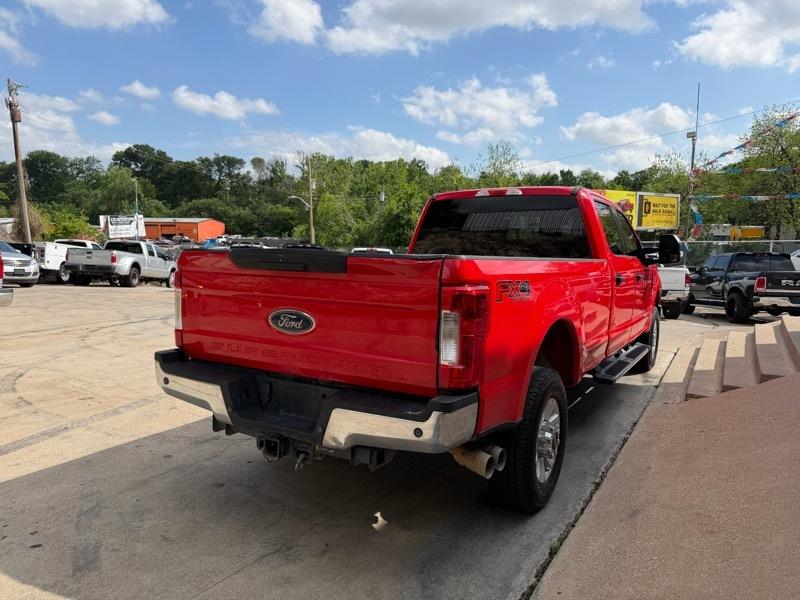Ford F-350 SD XLT Crew Cab Long Bed 4WD 2018