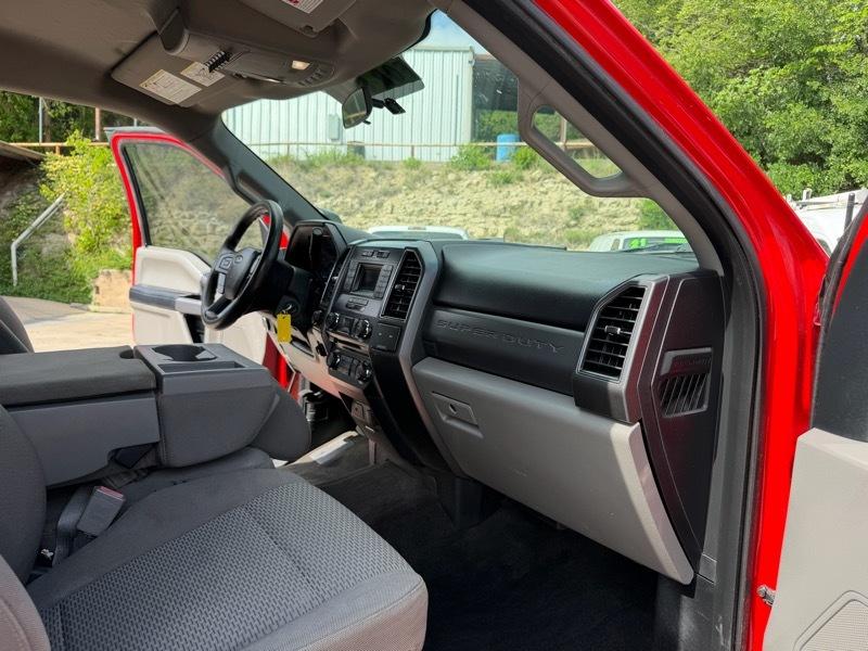 Ford F-350 SD XLT Crew Cab Long Bed 4WD 2018