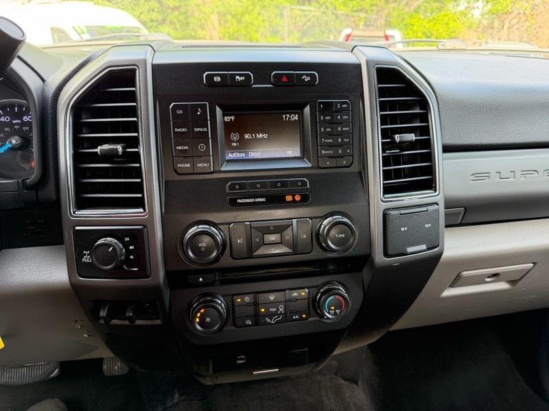 Ford F-350 SD XLT Crew Cab Long Bed 4WD 2018