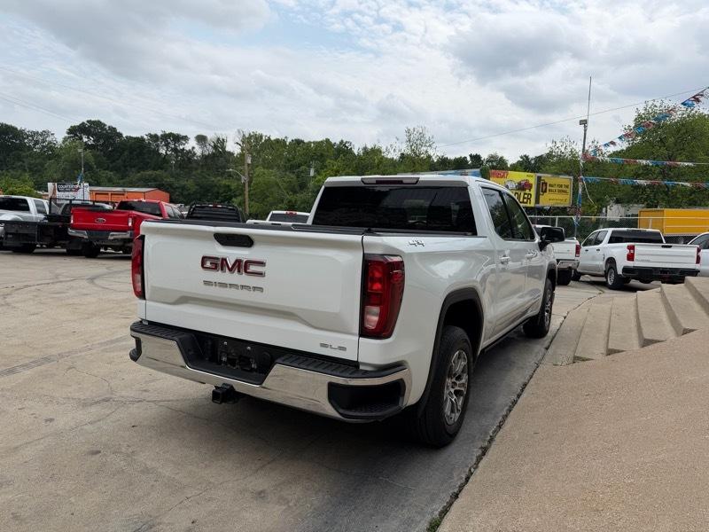 GMC Sierra 1500 4WD Crew Cab 147" SLE 2020