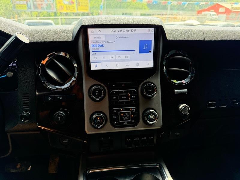 Ford F-250 SD Platinum Crew Cab 4WD 2014