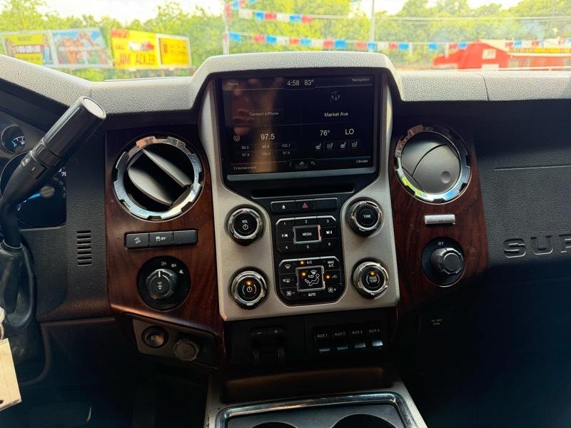 Ford F-350 SD Lariat Crew Cab Long Bed 4WD 2015