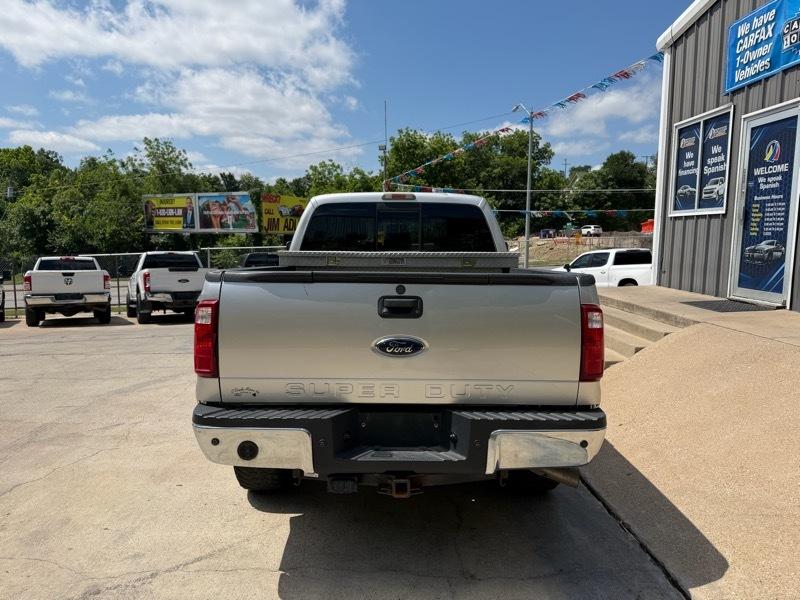 Ford F-250 SD Lariat Crew Cab 4WD 2011