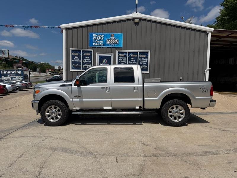 Ford F-250 SD Lariat Crew Cab 4WD 2011