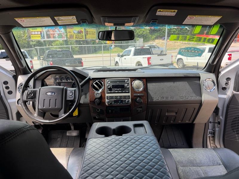 Ford F-250 SD Lariat Crew Cab 4WD 2011