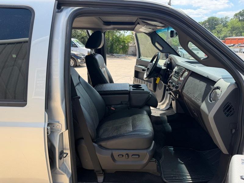 Ford F-250 SD Lariat Crew Cab 4WD 2011