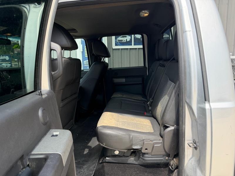Ford F-250 SD Lariat Crew Cab 4WD 2011