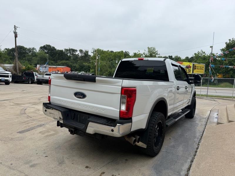 Ford F-250 SD XLT Crew Cab 4WD 2018