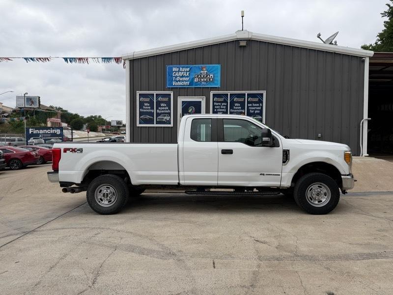 Ford F-250 SD XL SuperCab Long Bed 4WD 2017