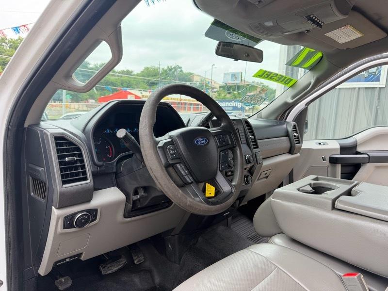 Ford F-250 SD XL SuperCab Long Bed 4WD 2017