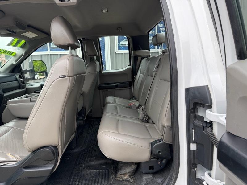 Ford F-250 SD XL SuperCab Long Bed 4WD 2017