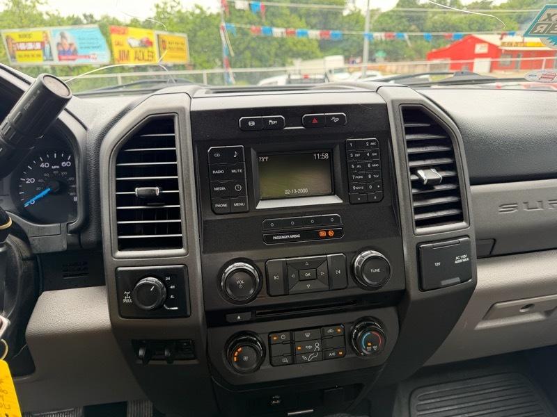 Ford F-250 SD XL SuperCab Long Bed 4WD 2017
