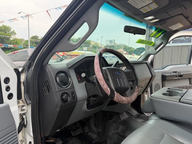 Ford F-250 SD XLT Crew Cab Long Bed 4WD 2011