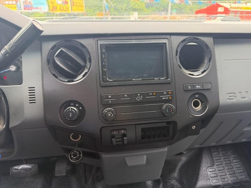 Ford F-250 SD XLT Crew Cab Long Bed 4WD 2011