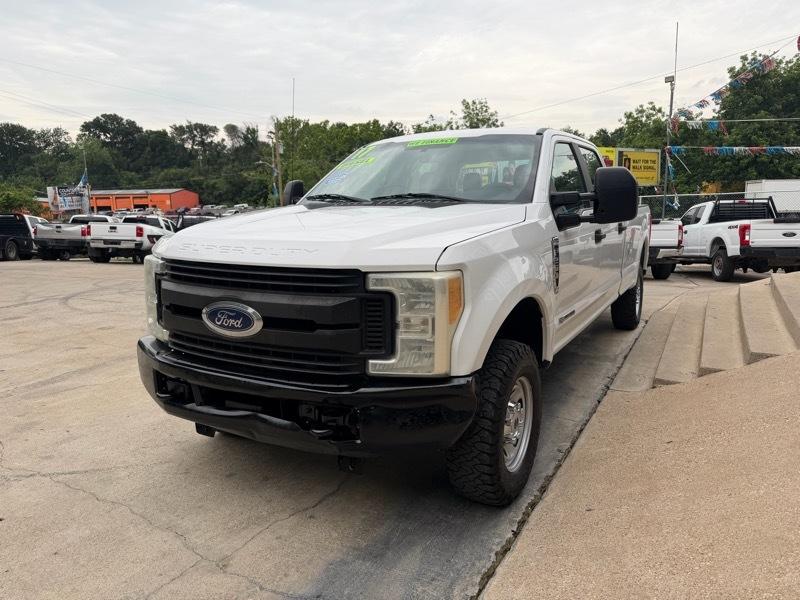 Ford F-250 SD XL Crew Cab 4WD 2017
