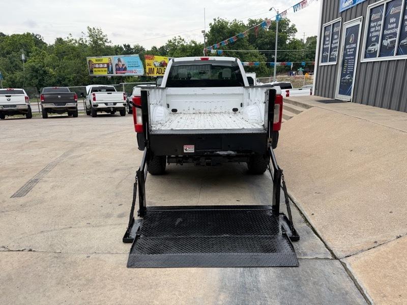 Ford F-250 SD XL Crew Cab 4WD 2017