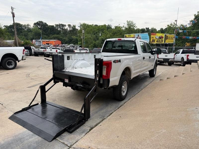 Ford F-250 SD XL Crew Cab 4WD 2017