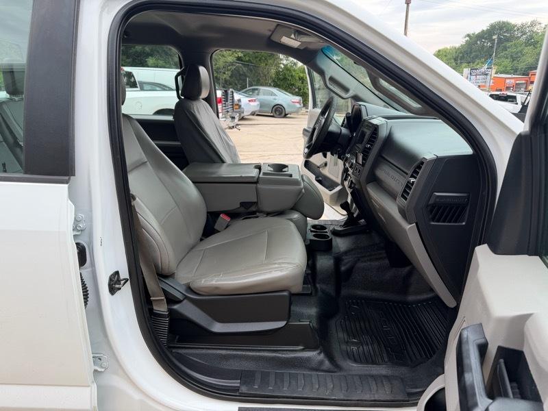 Ford F-250 SD XL Crew Cab 4WD 2017