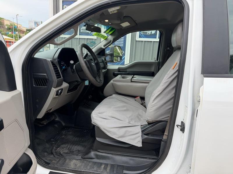 Ford F-250 SD XL Crew Cab 4WD 2017