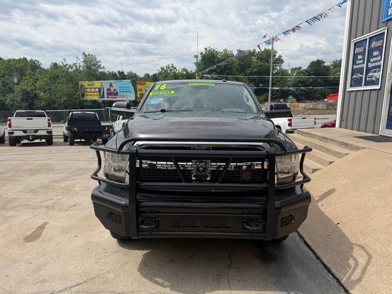 RAM 2500 Tradesman Crew Cab LWB 4WD 2016