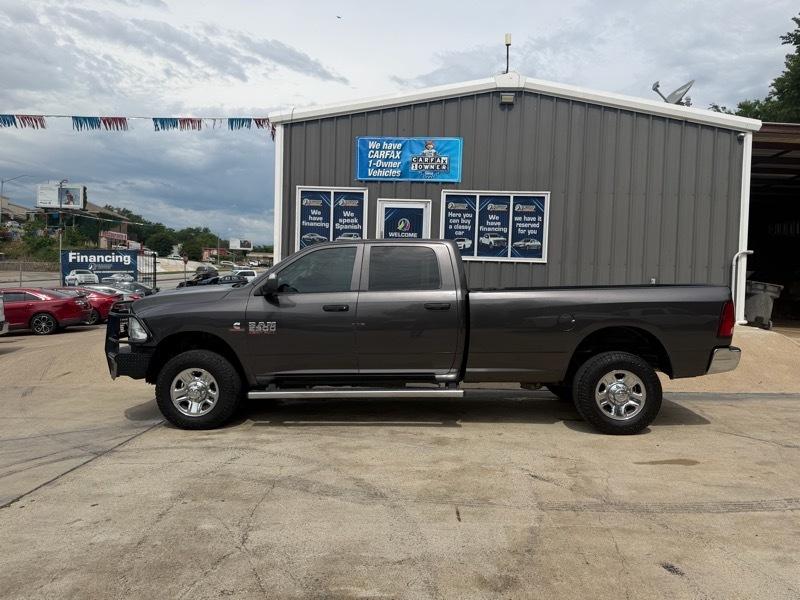 RAM 2500 Tradesman Crew Cab LWB 4WD 2016