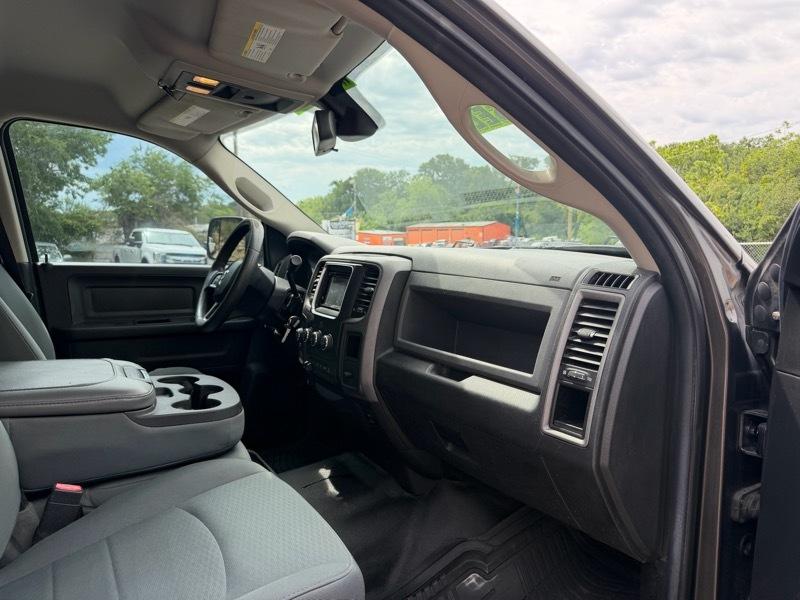 RAM 2500 Tradesman Crew Cab LWB 4WD 2016