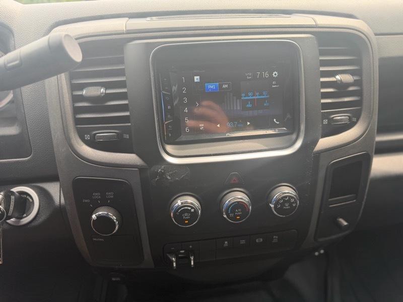 RAM 2500 Tradesman Crew Cab LWB 4WD 2016