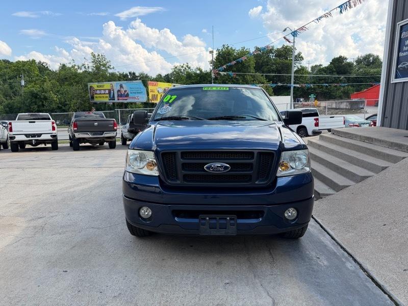 Ford F-150 2WD Reg Cab 126" STX 2007