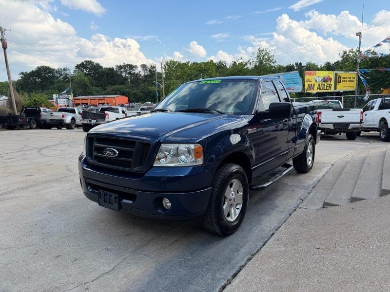 Ford F-150 2WD Reg Cab 126" STX 2007